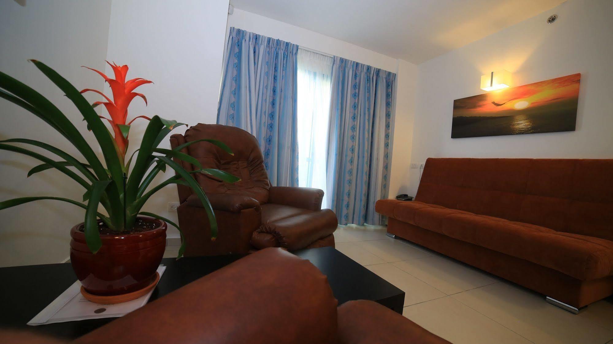 Regina Goren Hotel Ashkelon Extérieur photo